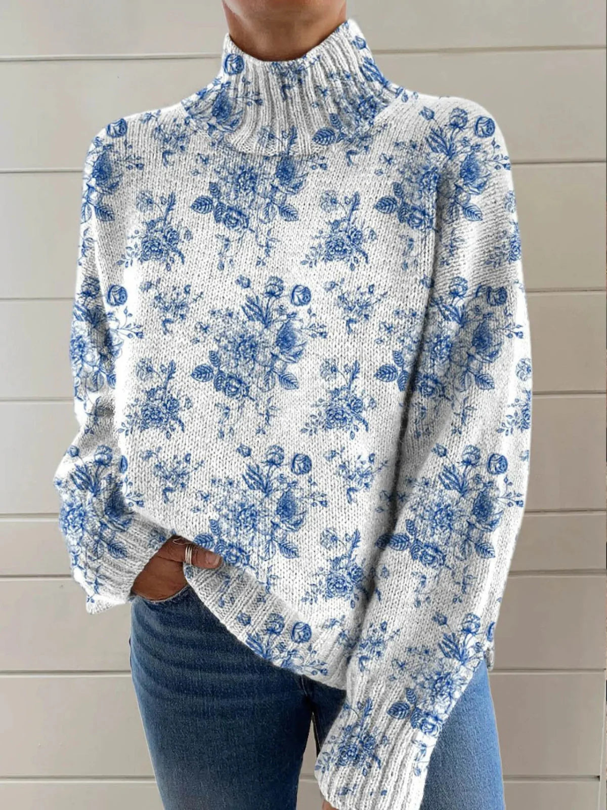 Naomi | Warm Oversized Jumper with Floral Pattern
