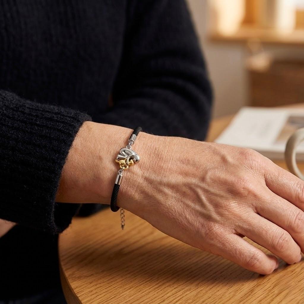 Ella | Jewellery with Your Golden Dog